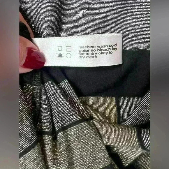 Three Dots Silver Gold Black Metallic Stripe Long Sleeve Dress Size Small - Picture 14 of 14